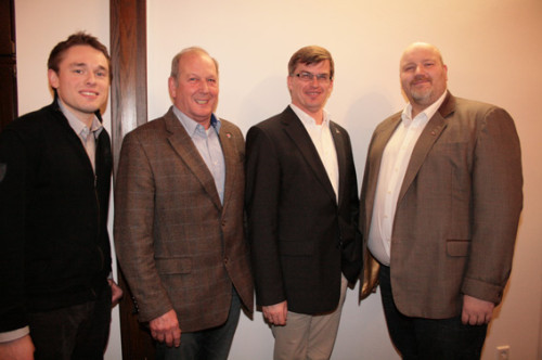 Das Foto zeigt den geschäftsführenden Vorstand mit (v.li.) Christian Fritzemeier, Wolfgang Jedlicka, Michael Biermann und Matthias Teutrine. 