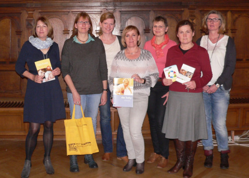 Der Arbeitskreis Besuchsdienste in Lippe trifft sich regelmäßig zum fachlichen Austausch (von links): Sigrun Düe, Sonja Hommers, Corinna Höwing, Ulrike Räker, Dagmar Wietheger- Claes, Helene Dürkse und Reinhild Meier-Kern