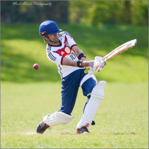 Der Cricketball soll bald auch in Lemgo fliegen – wie hier beim TuS Ost aus Bielefeld mit Schlagmann Samsuddin Remon Kazi.