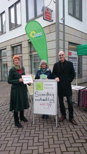 Diskutierten über den Stadtbus: Ute Koczy, Gertrud Lehmann und Fraktionssprecher Dr. Burkhard Pohl.